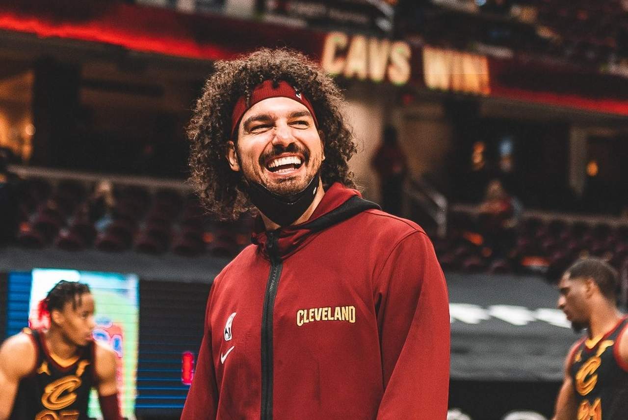 Todos os brasileiros que já jogaram na NBA e seus números (2025)