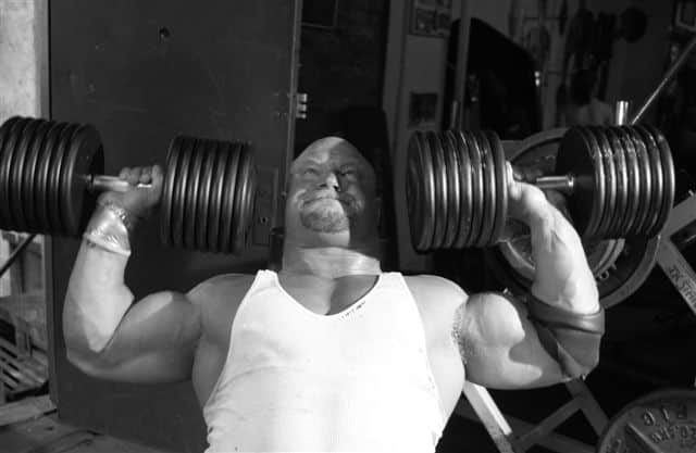 Morte suspeita! Corpo de lenda do levantamento de peso, Joe Ladnier, é encontrado 