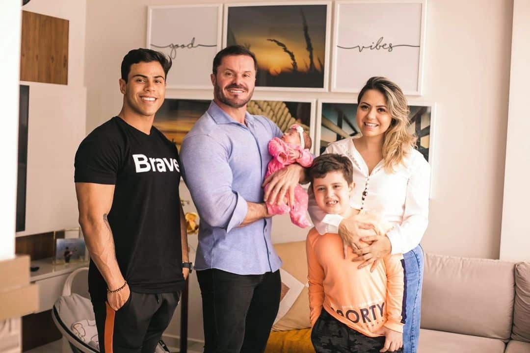 Renato Cariani: história, empresas, polêmicas e patrimônio [2023]