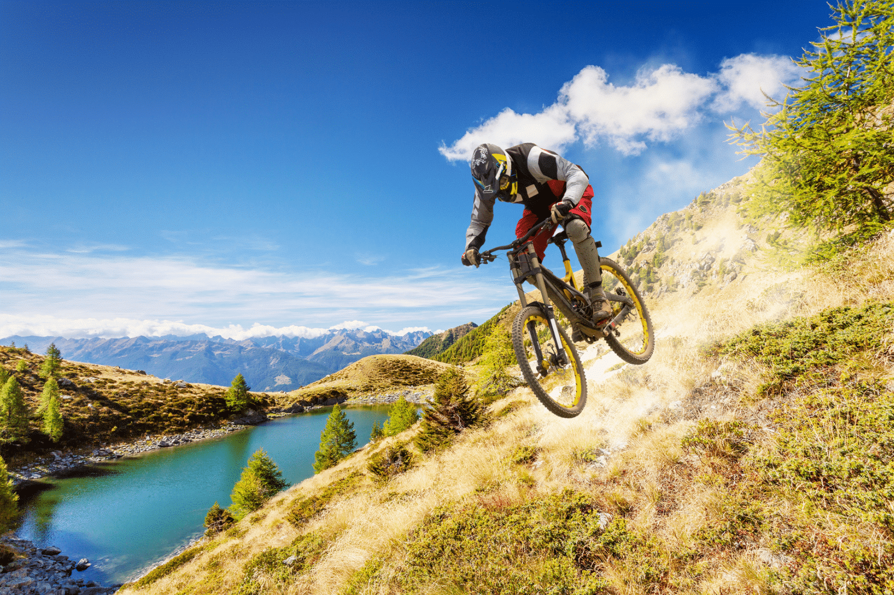 (Vídeo) Este é o atleta de mountain bike mais corajoso que você verá hoje