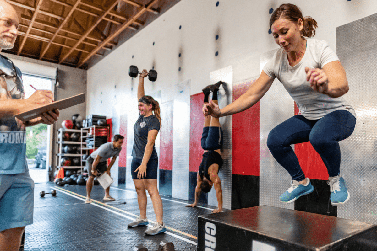 Academias de CrossFit brasileiras podem ter que excluir o nome do esporte da empresa; entenda