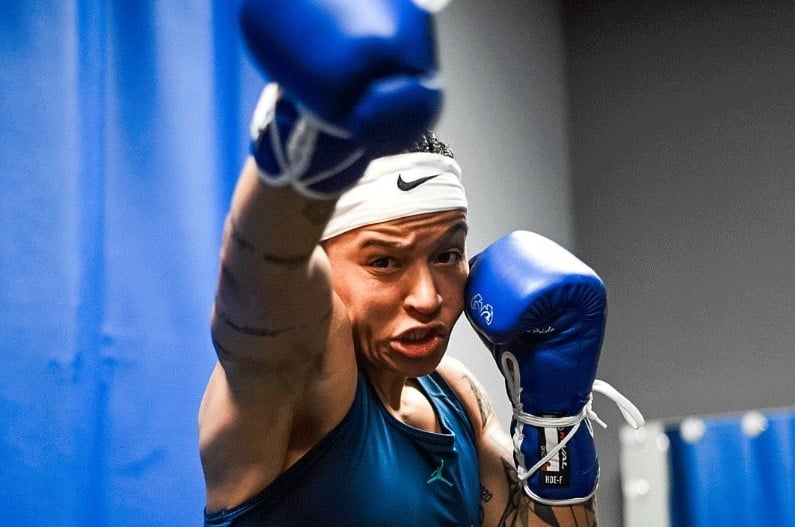 Com a inspiração dentro de casa, Beatriz Ferreira se tornou a maior campeã olímpica do boxe no Brasil