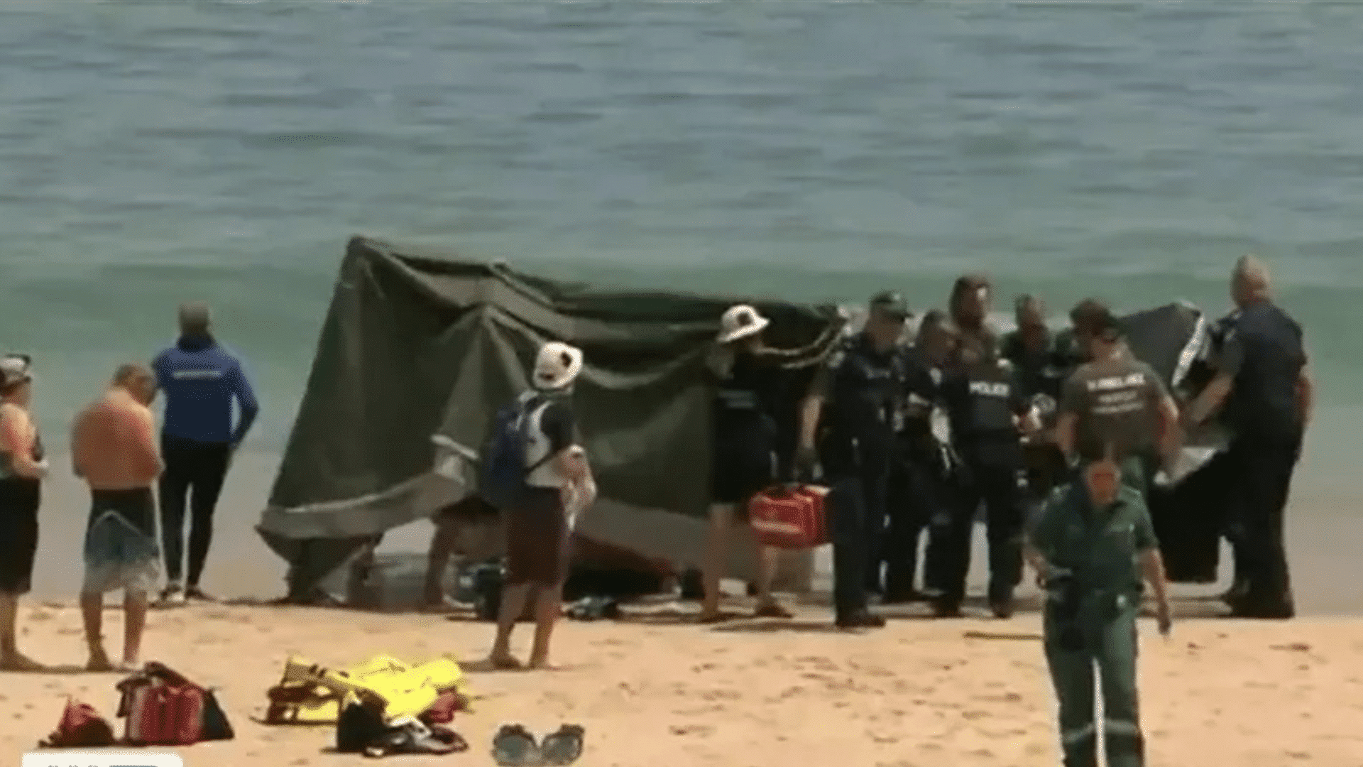 Surfista australiano de apenas 14 anos morre por conta de um ataque de tubarão