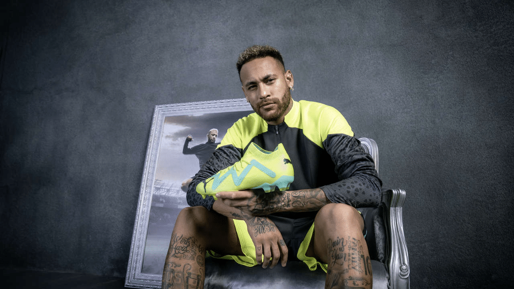 Melhores chuteiras de futsal: veja o top 10, marcas e modelos (2025)
