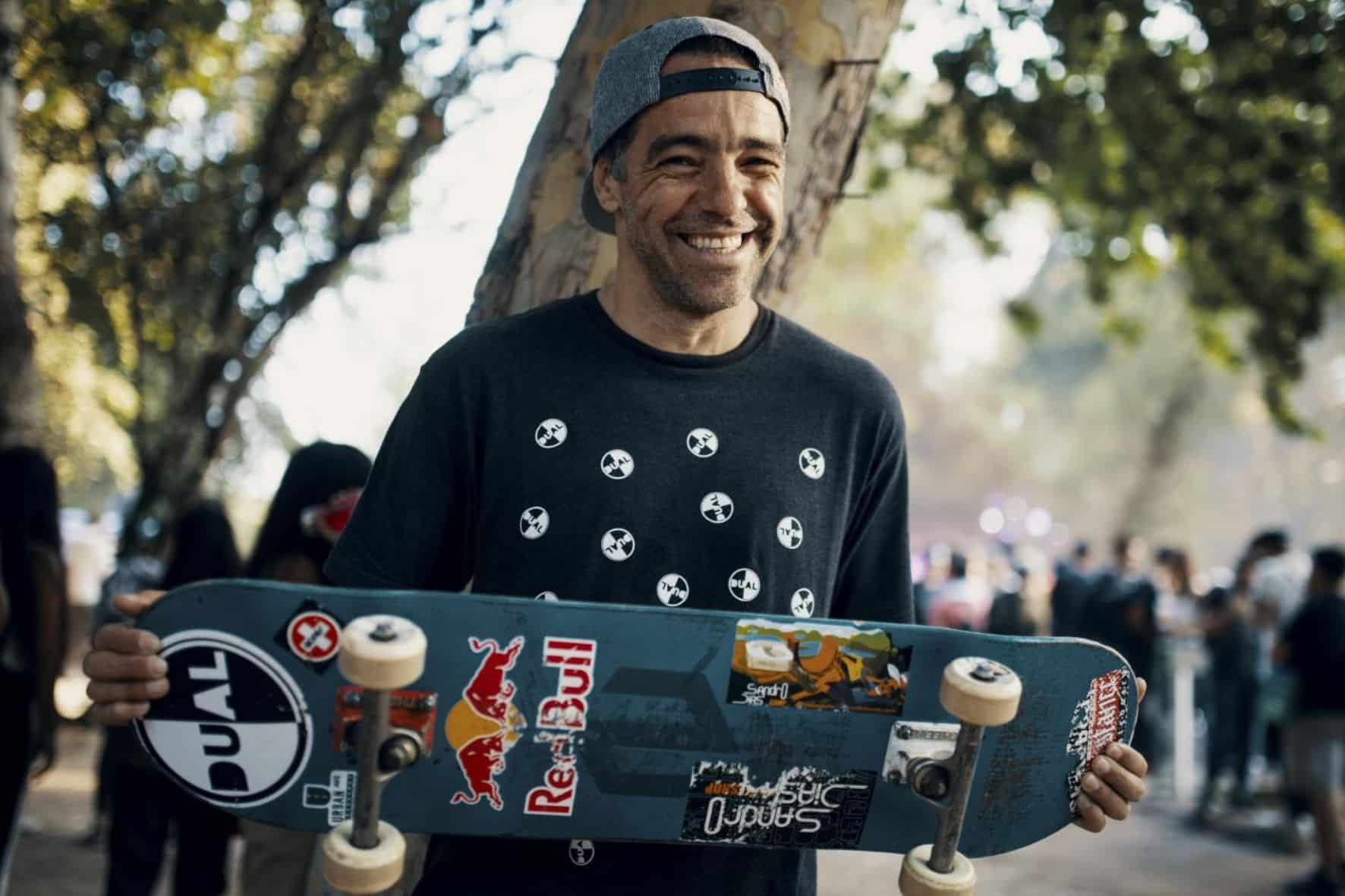 Sandro Dias relembra dificuldades do início da carreira e inspirações