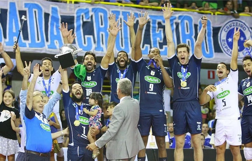 Sêxtupla coroa do Sada Cruzeiro: único time de vôlei do mundo a conseguir e só Barcelona e Bayern no futebol