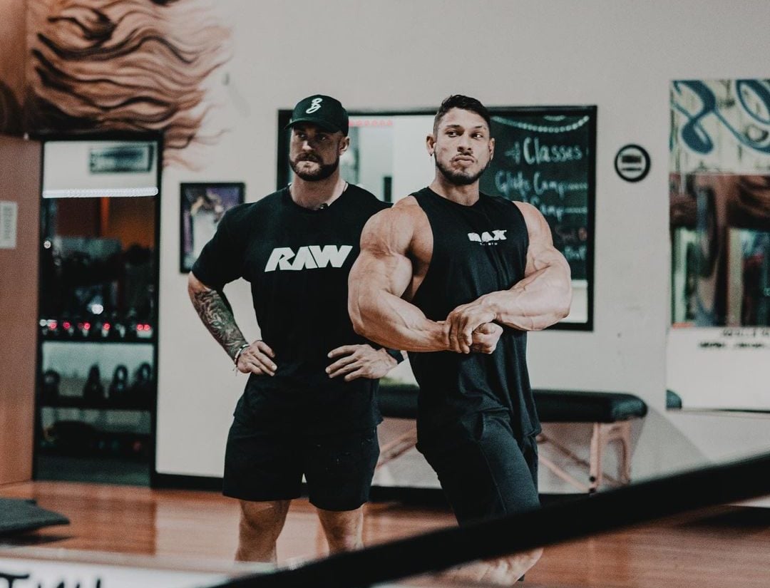 Cbum fala a verdade sobre rivalidade com Ramon no Olympia: “Vou chutar a bunda dele…”