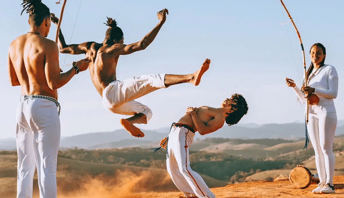Conheça todos os golpes de capoeira e como são executados (com vídeos)