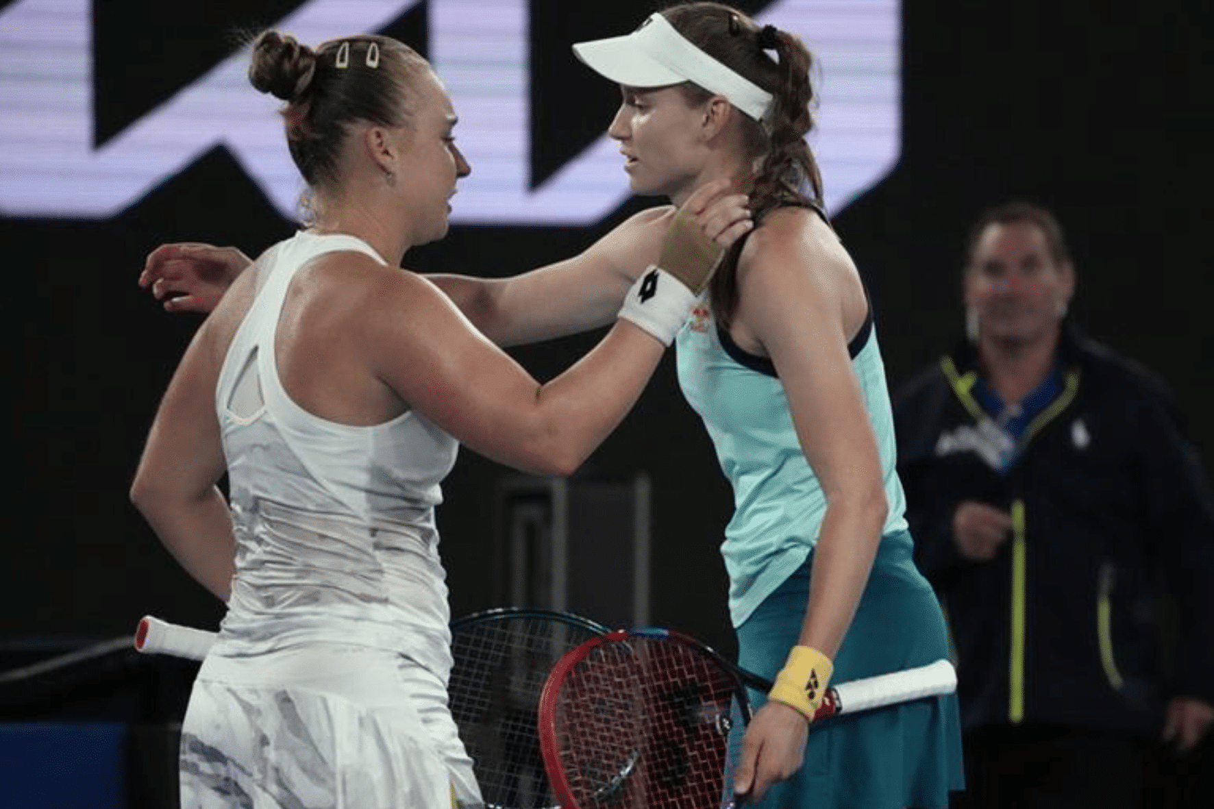 NOVO RECORDE! Rybakina e Blinkova protagonizam o tie-break mais longo na história dos Grand Slams
