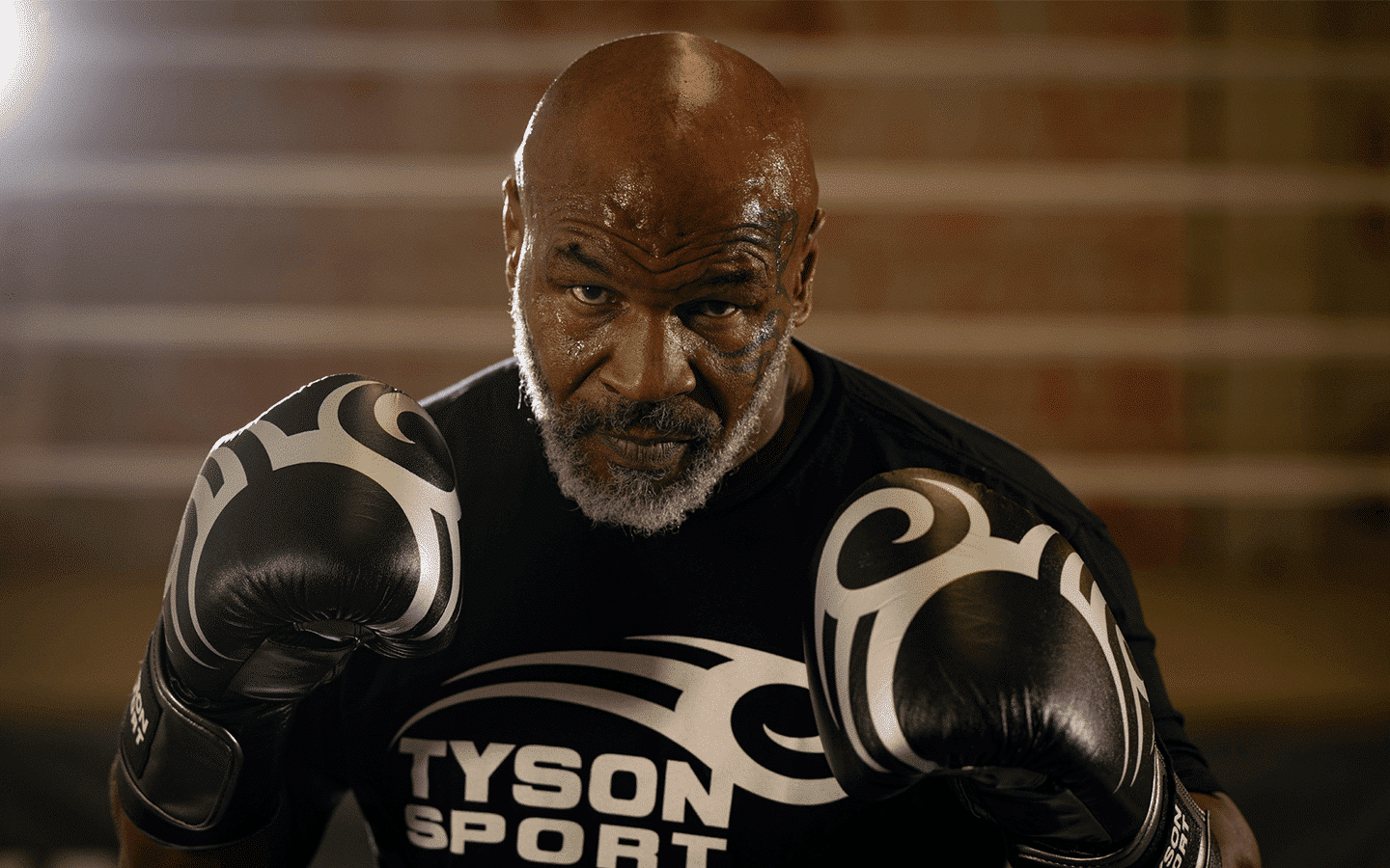 O treinador brasileiro de MMA que encantou Mike Tyson: “Ele é incrível”