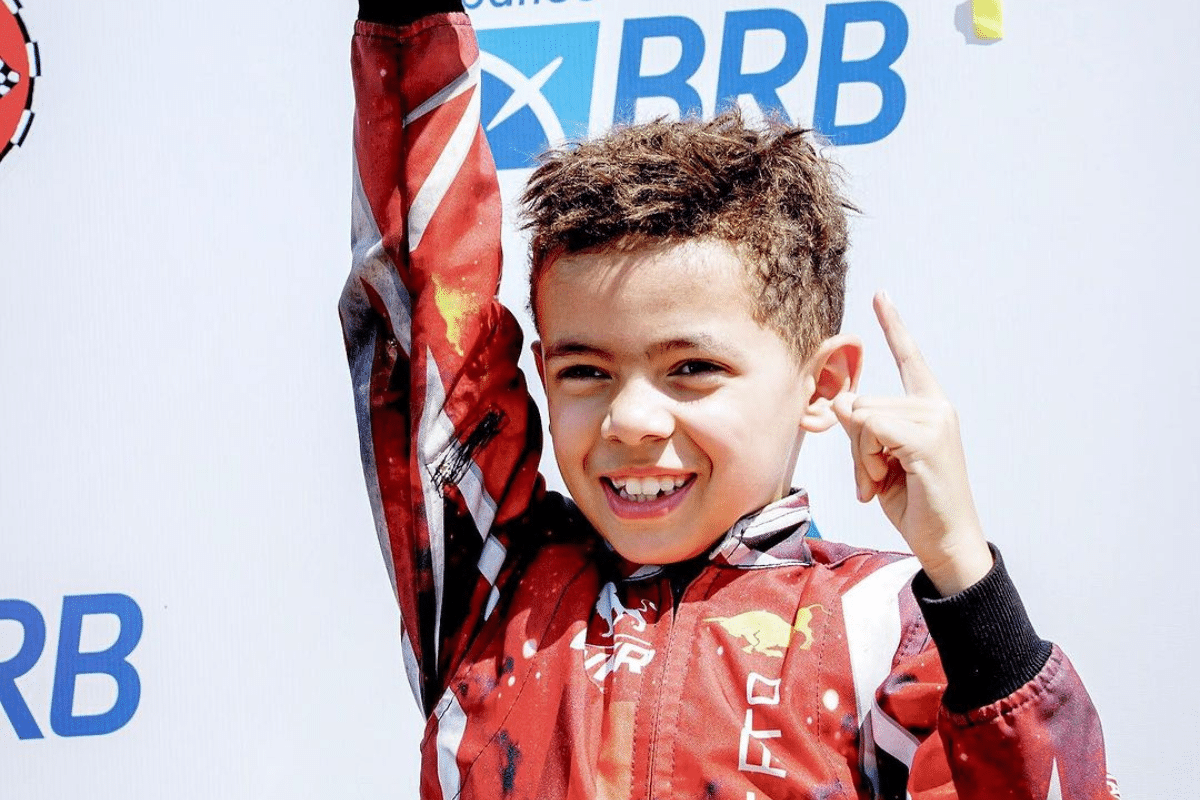 Bicampeão com 8 anos, brasileiro Pedro Campos estreia dando show no kart europeu
