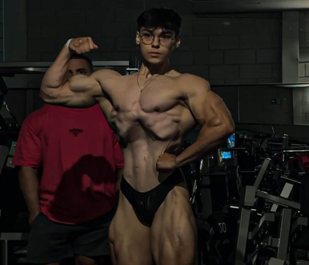 Mahhtla O fisiculturista natural que deixou Felipe Franco, Léo Stronda e Balestrin impressionados: "Melhor natural que já vi"