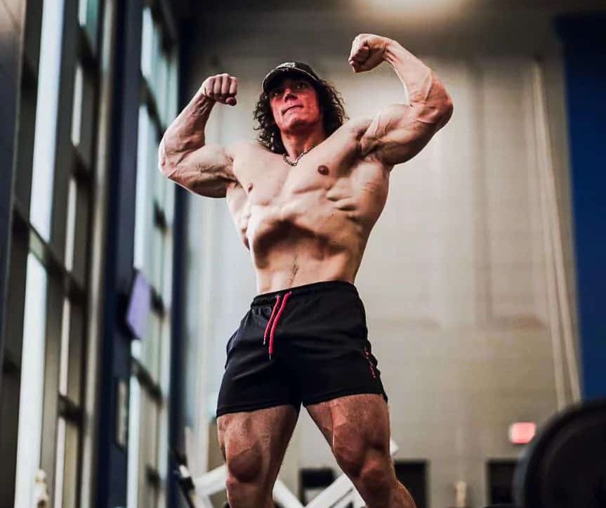 Sam Sulek: a evolução dos 19 aos 21 anos mais assustadora do fisiculturismo