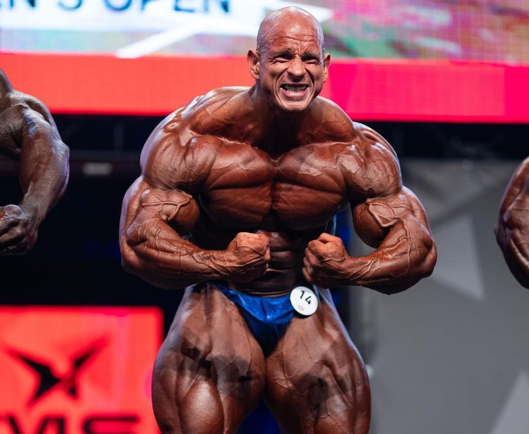 TRETA! "É puro hype", Rubiel Mosquera recebe chuva de críticas de gigante do fisiculturismo