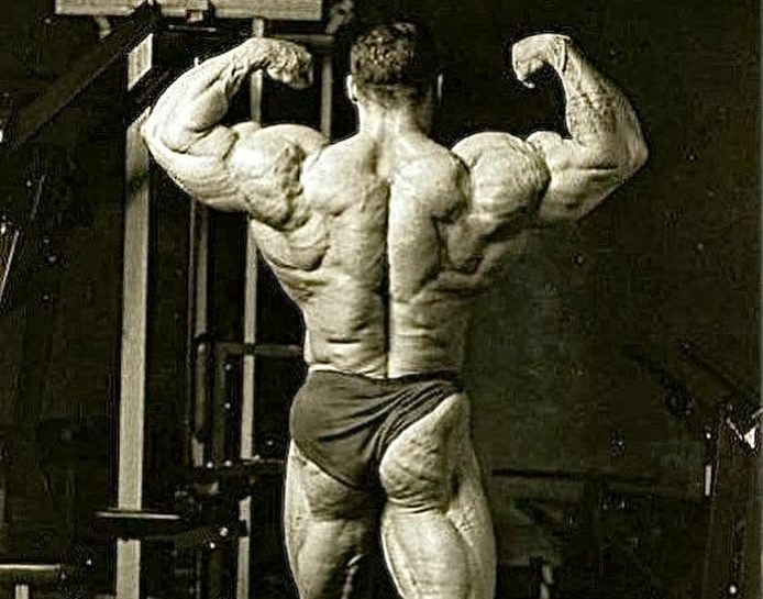 Como fazer a remada na academia? Dorian Yates coloca ponto-final na discussão