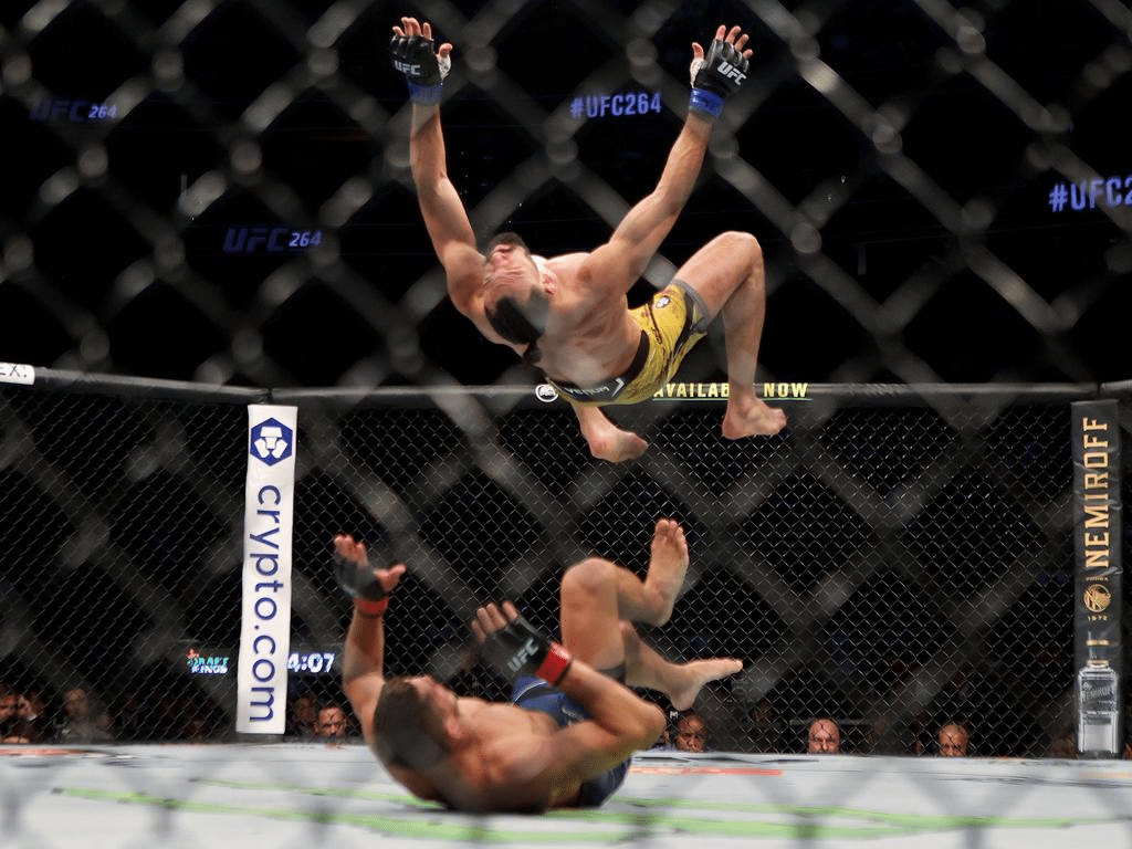 (Vídeo) O lutador de MMA mais impressionante do mundo é brasileiro e está no UFC