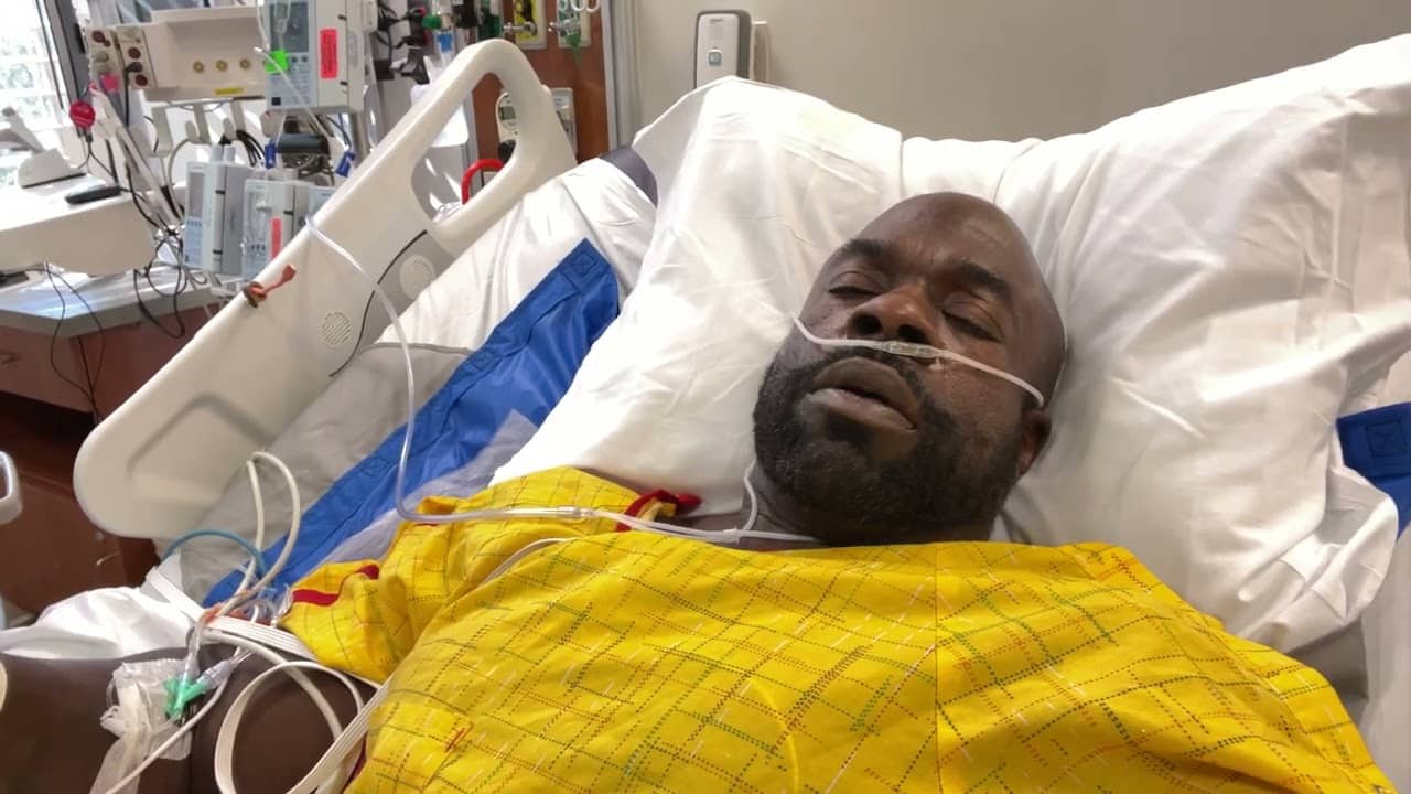 Após sobreviver a um ataque cardíaco, fisiculturista expõe a comida mortal que comia 5 vezes por dia