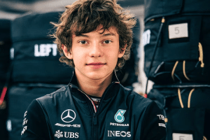 Substituto de Hamilton? Aposta da Mercedes atinge pontos para Super Licença da F1