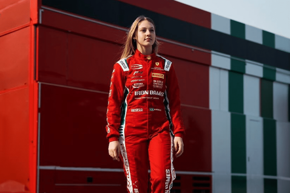 REVOLUCIONÁRIA! Piloto brasileira da Ferrari vai quebrar recorde na Fórmula 1