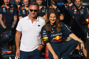 Christian Horner passou dos limites na Red Bull! Chefão é acusado de enviar fotos para funcionária
