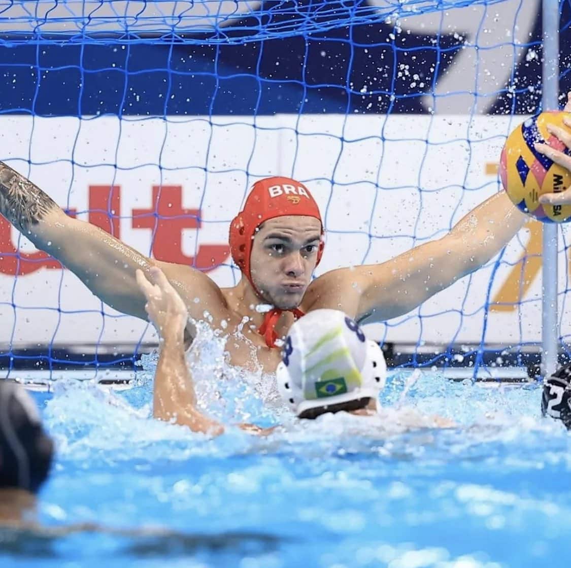 GOLEADA! Brasil fez bonito no polo aquático e garante disputa em Doha