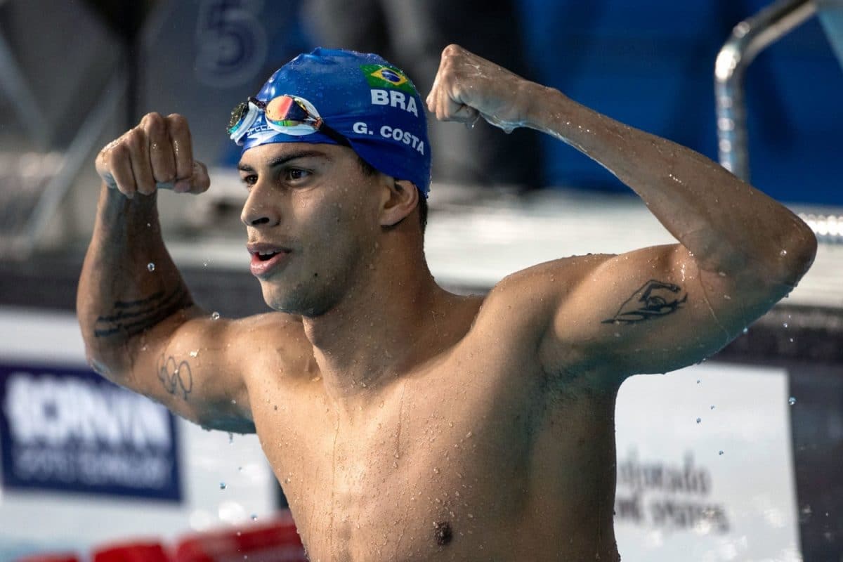 Com marca expressiva, Guilherme Costa chega à final do Mundial de Natação em Doha
