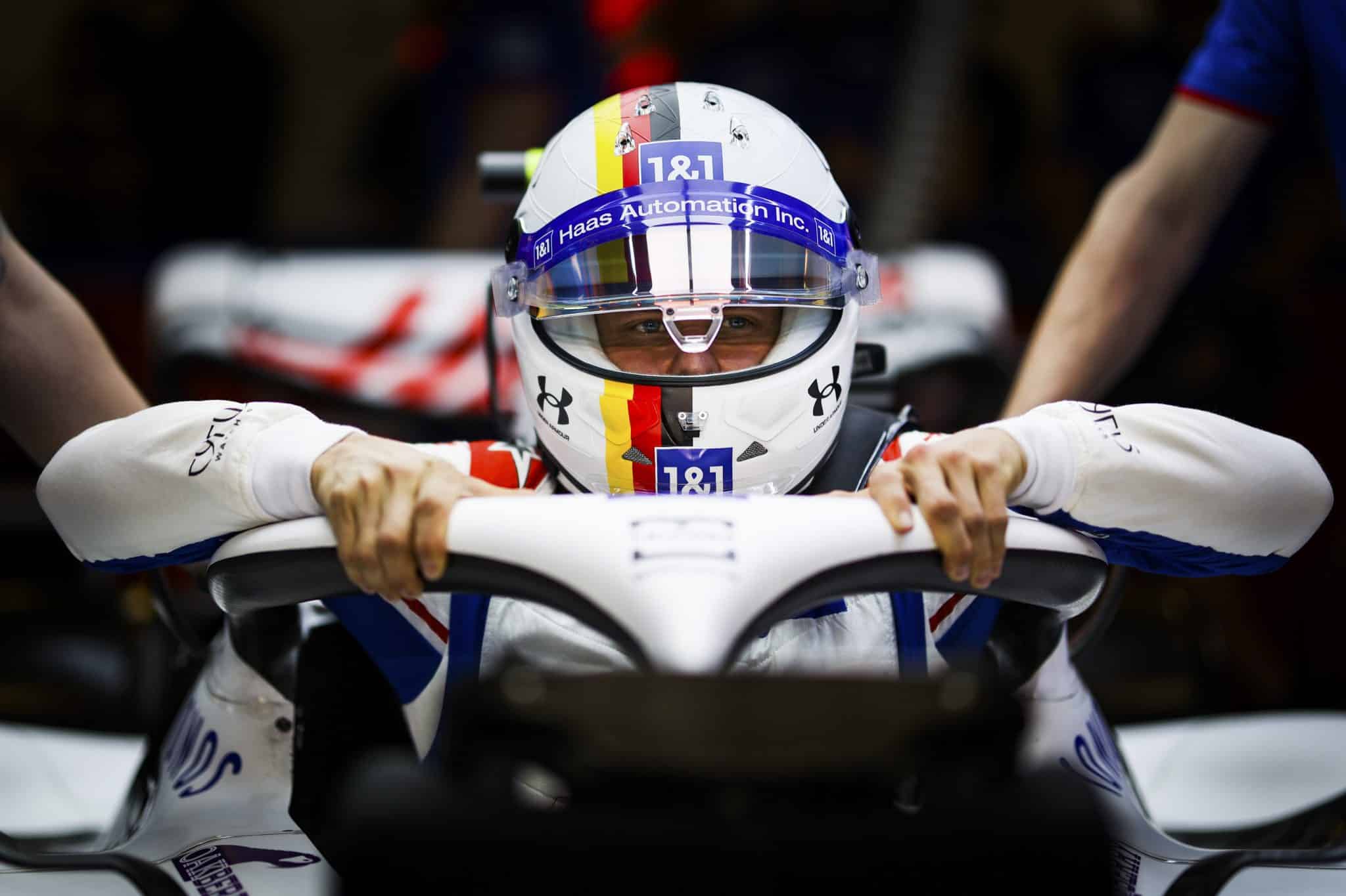 Substituto de Lewis Hamilton começa a ser discutido e bastidores indicam volta de "lenda"