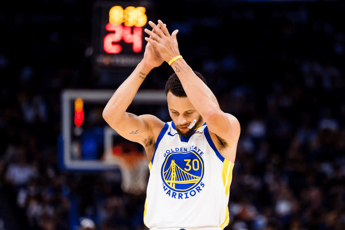 Stephen Curry se rende a Gui Santos após vitória do Warriors