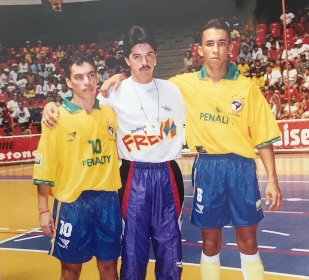 Ex-Seleção Brasileira de futsal assina com novo time aos 47 anos