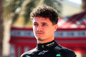 Lando Norris faz homenagem emocionante a piloto brasileiro no retorno da Fórmula 1