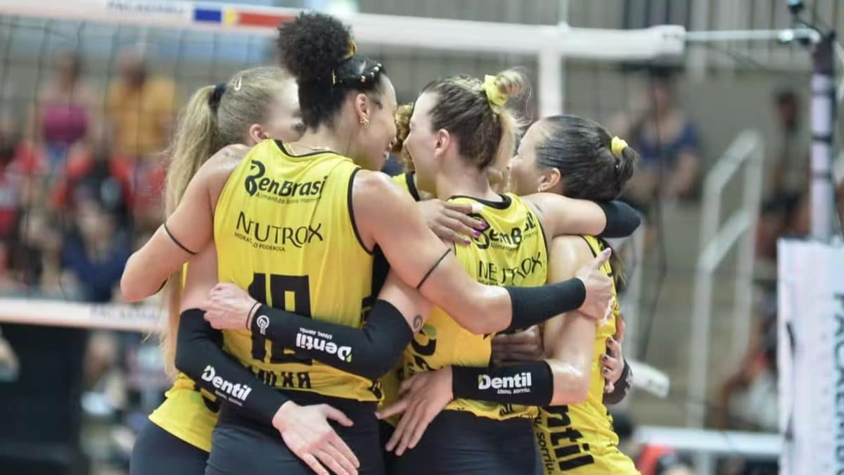 Vaga no Mundial! Praia Clube bate Bauru e vai à final do Sul-Americano