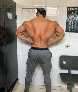 Movimento da Remada: Renato Cariani e Felipe Franco definem a maneira correta de executar o exercício