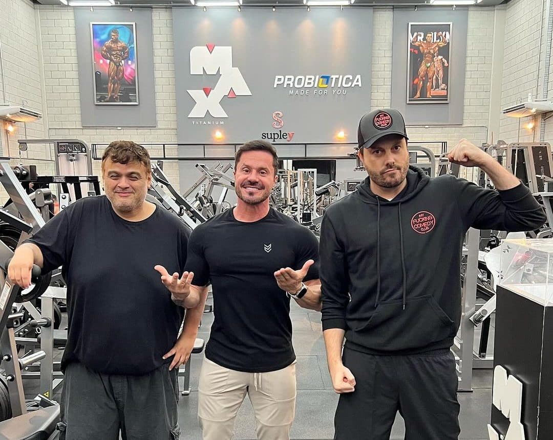 Danilo Gentili revela verdade assustadora do seu salário para Renato Cariani