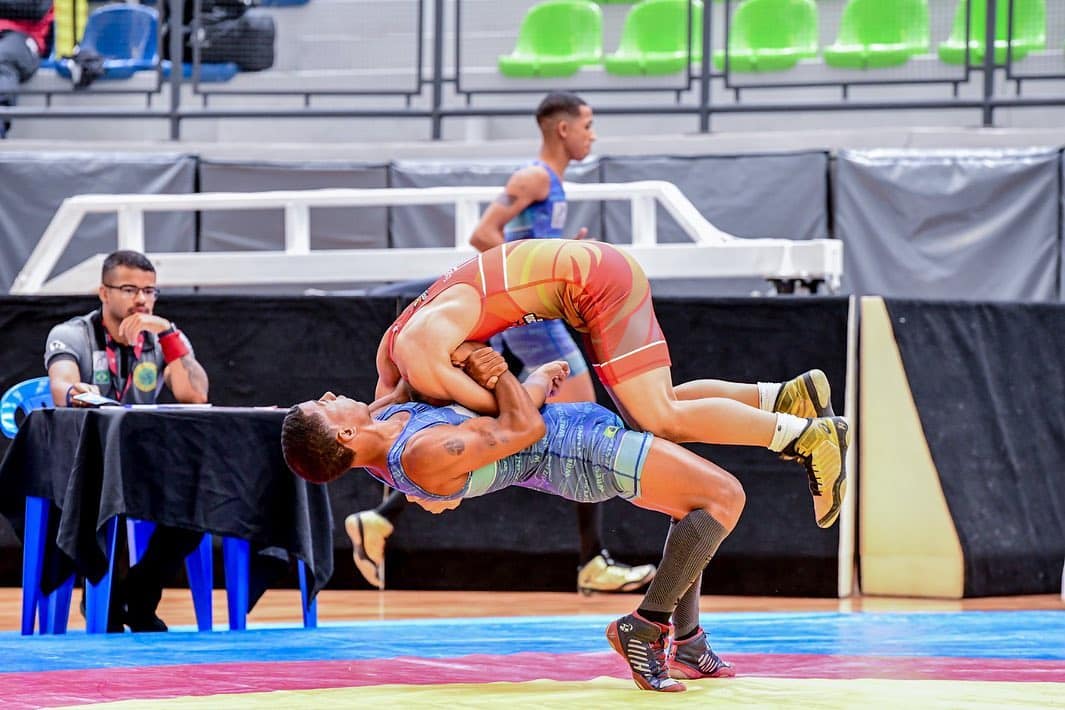 Wrestling será atividade exercida pela polícia militar