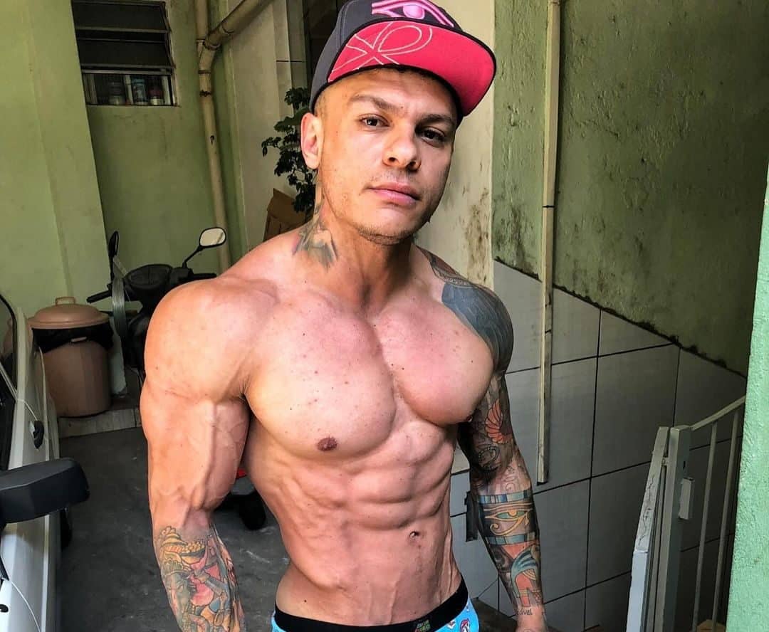 O que o Toguro toma? Desvendamos o suco do influenciador maromba