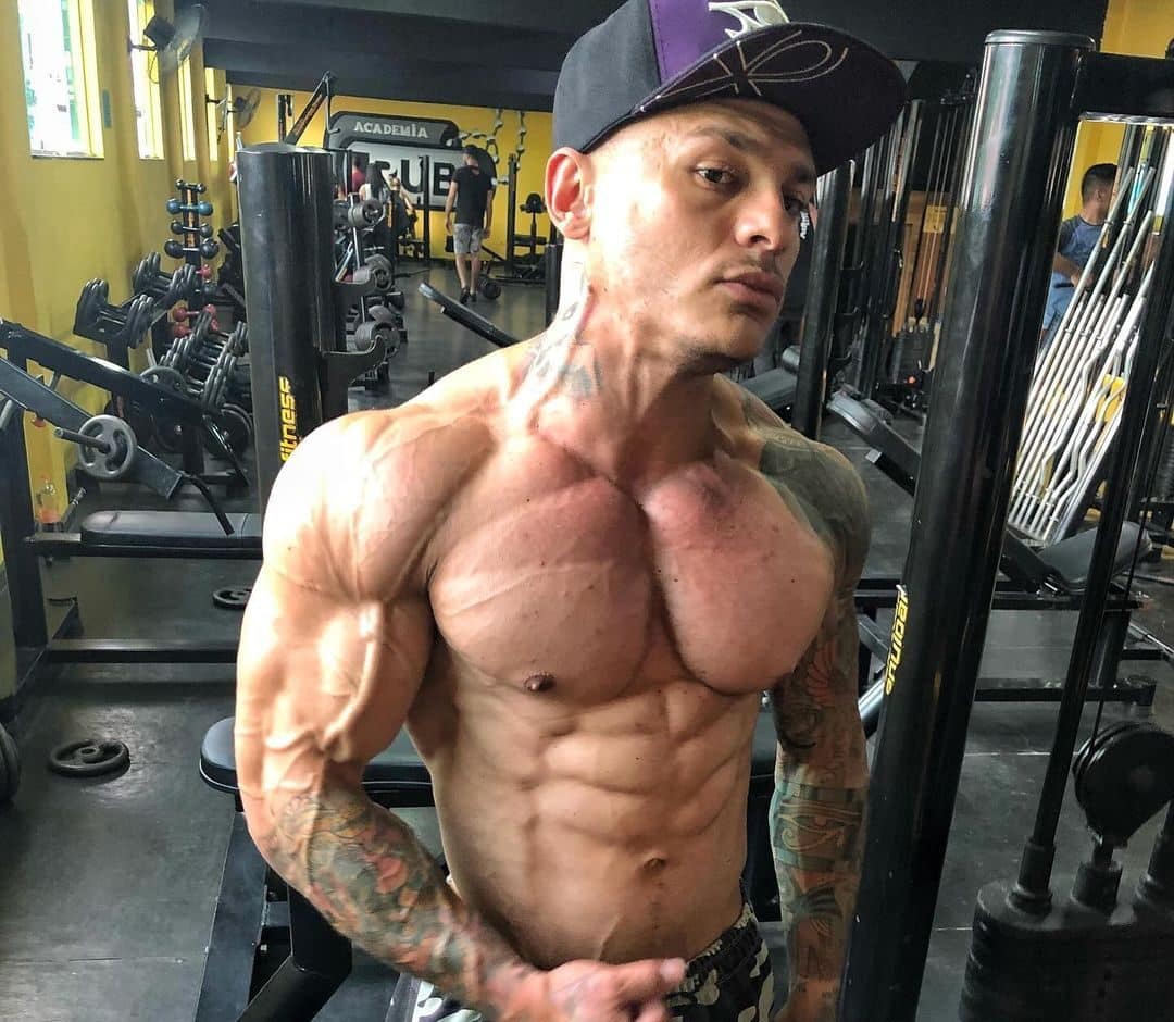 O que o Toguro toma? Desvendamos o suco do influenciador maromba