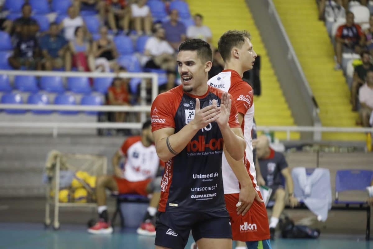 Equipes brasileiras repetem tabu histórico na estreia no Sul-Americano de Clubes