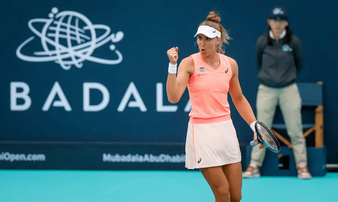 Bia Haddad bate tenista top 6 e avança para as semis de Abu Dhabi