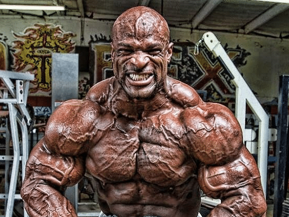(VÍDEO) O físico natural de Ronnie Coleman já era impressionante