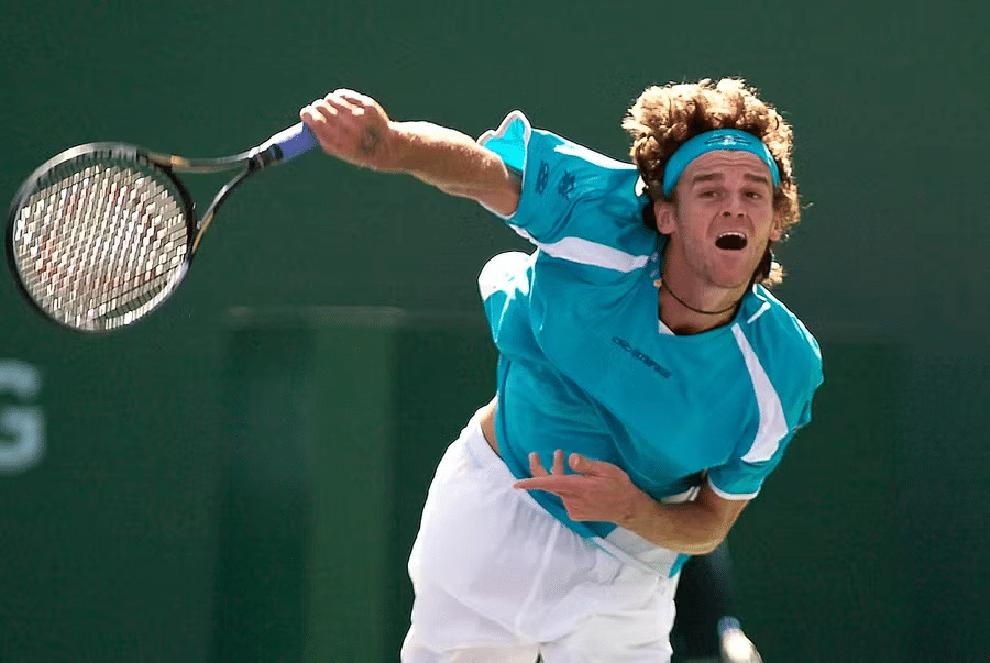 Relembre o dia em que Guga amassou Roger Federer em Indian Wells