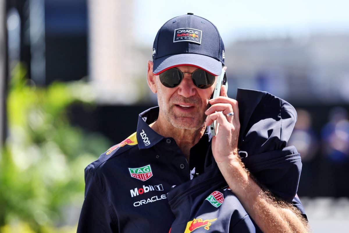 Rival da Red Bull quer contratar Adrian Newey para revolucionar a Fórmula 1, diz jornal