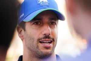 TUDO OU NADA! Daniel Ricciardo está com os dias contatos na Fórmula 1