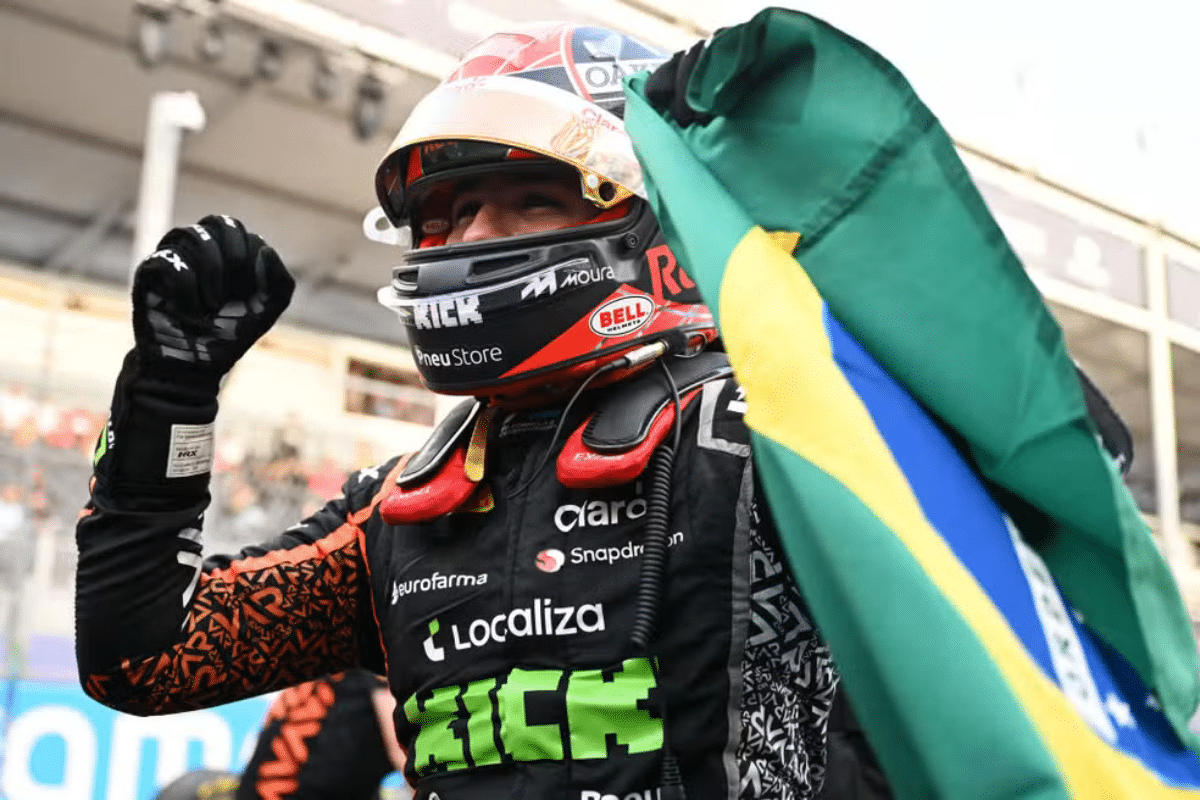 (Vídeo) Veja a ultrapassagem extraordinária que deu vitória a Enzo Fittipaldi na Fórmula 2