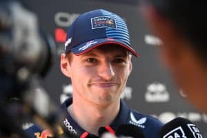 Max Verstappen amplia domínio e faz a pole position para o GP da Austrália 2024