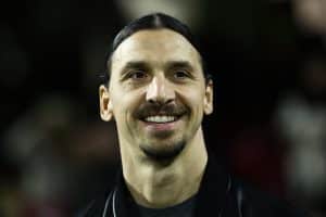 Ibrahimović tira onda no GP da Arábia Saudita e manda recado: “Eu era um Fórmula 1”