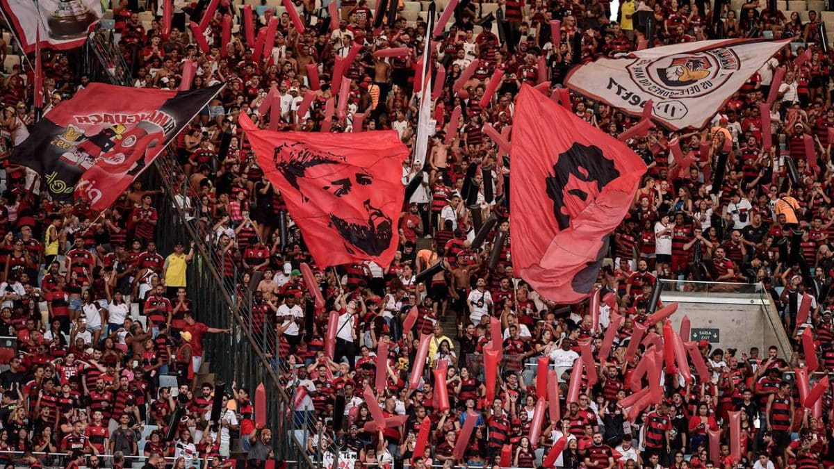 Saiba qual a maior torcida de futebol do mundo (2025)