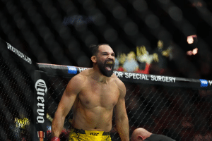 Michel Pereira manda recado pra Dana White após vitória no UFC 299: “Queria o Chimaev, mas…”