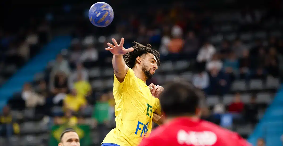 Brasil se recupera contra o Bahrein e tem prova de fogo na última rodada do Pré-Olímpico de Handebol