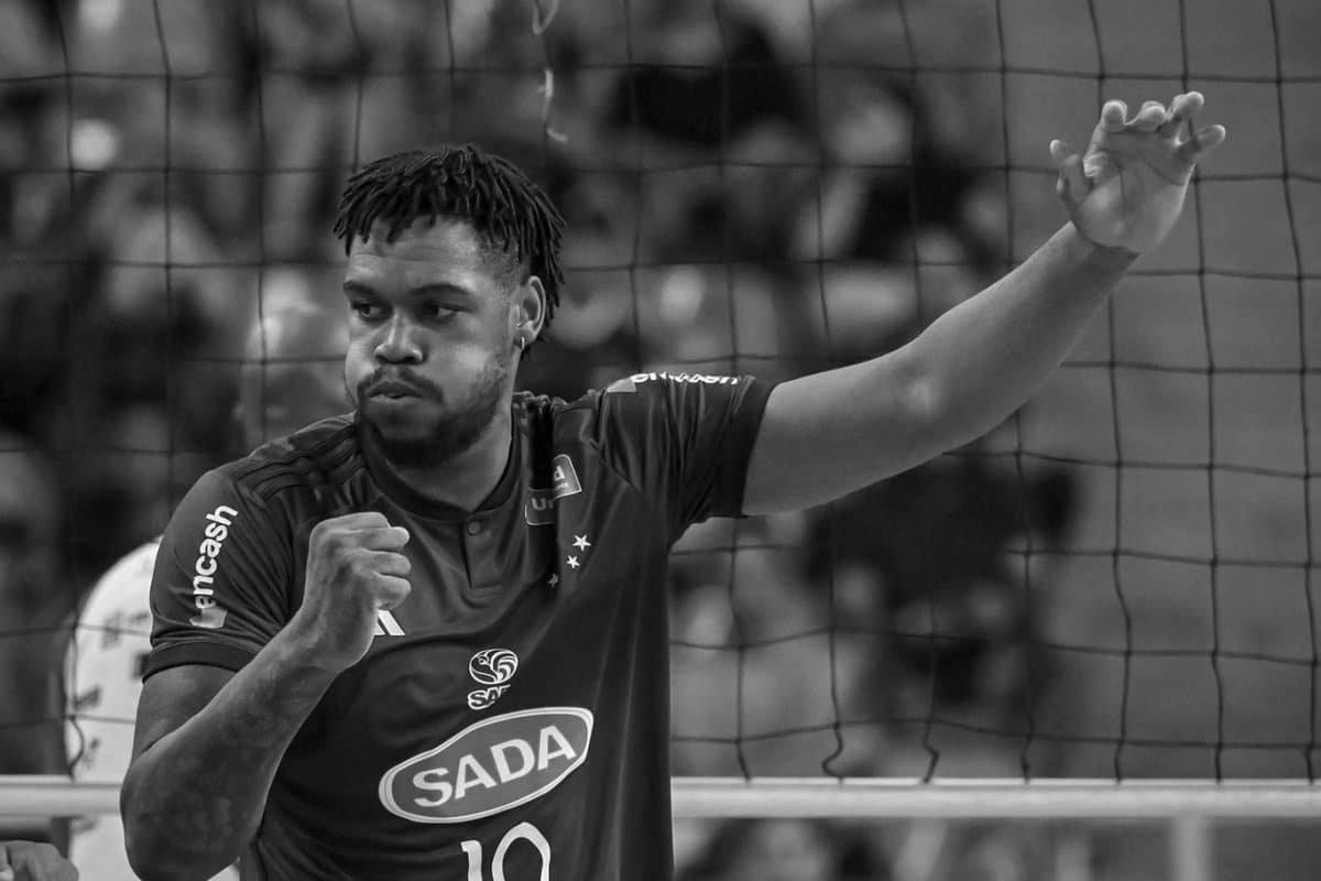 Central de 2,10m do Sada Cruzeiro enfrentou dificuldades na infância e quase abandonou o esporte