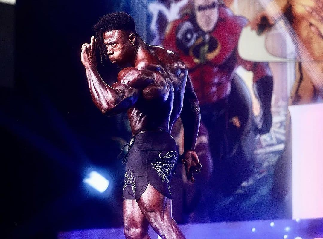 Men’s Physique: esse atleta ficou grande demais até para o fisiculturismo